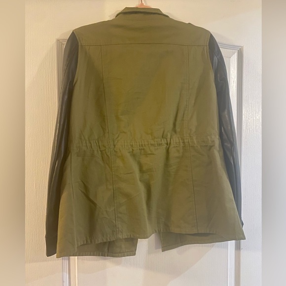 Army Green Lightweight Jacket - Picture 3 of 4